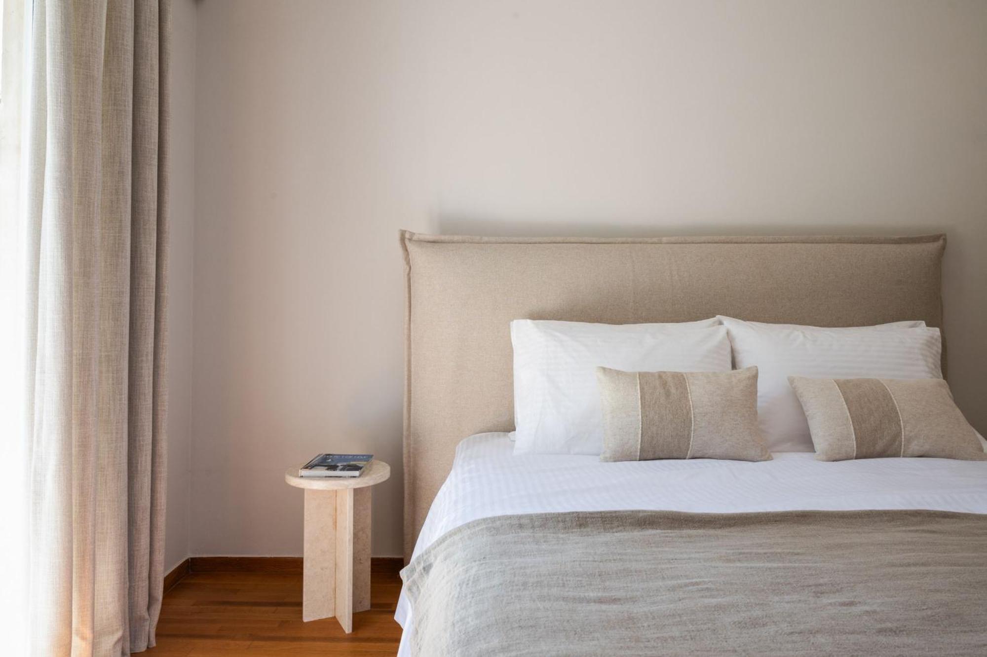 Acropolis Hideaway - Tranquil Retreat In Plaka * Athens