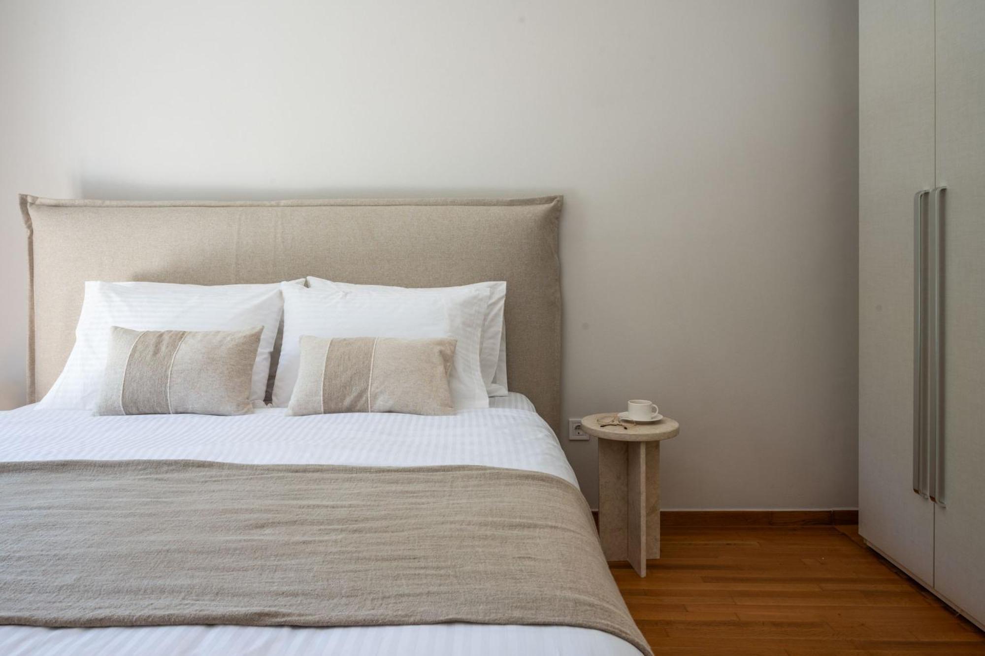 Acropolis Hideaway - Tranquil Retreat In Plaka Apartment Athens